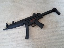 MP5 pushpin 1.jpg