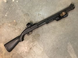 Mossberg_590A1_w_RDS_right_side.jpg