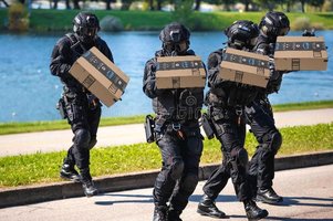 special-forces-tactical-team-four-action-unmarked-unrecognizable-swat-team-special-forces-tact...jpg