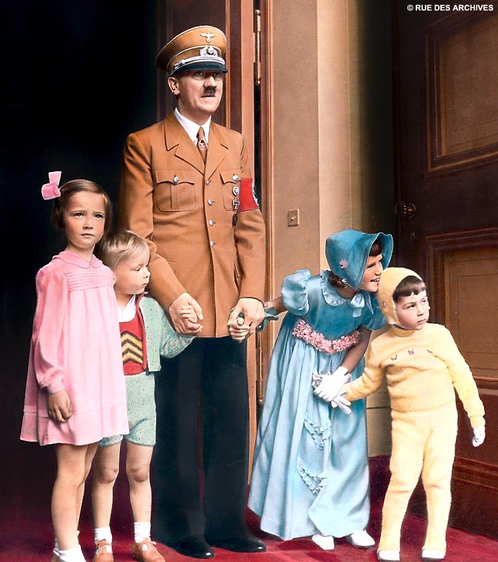 Hitler+%26+children.jpg