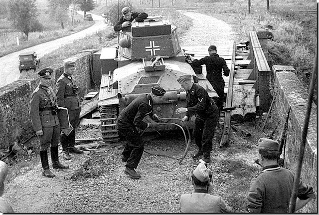 german-tank-belgium-ww2-1940.jpg